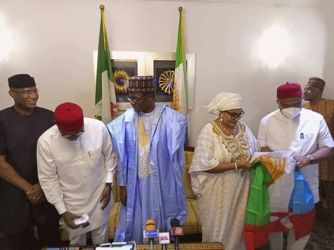 Stella Oduah defects to APC. Stella Oduah defects to APC.