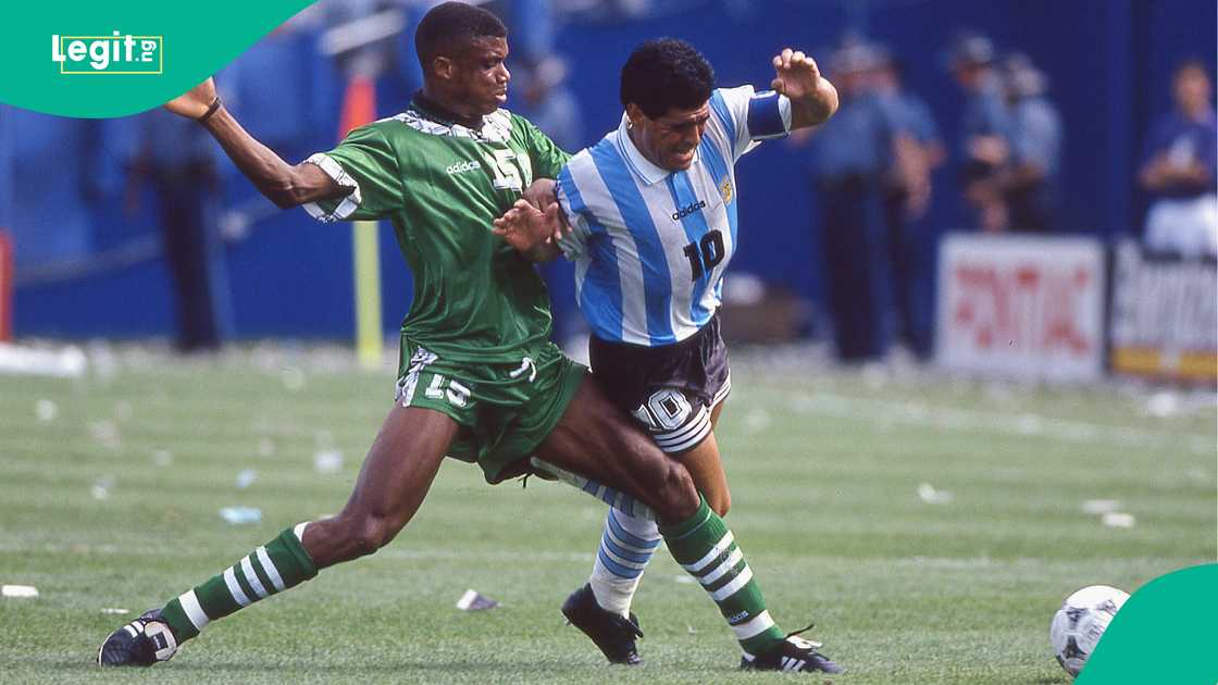 Sunday Oliseh, Diego Maradona, Super Eagles, Nigeria, Argentina, 1994 FIFA World Cup. Sunday Oliseh, Diego Maradona, Super Eagles, Nigeria, Argentina, 1994 FIFA World Cup.