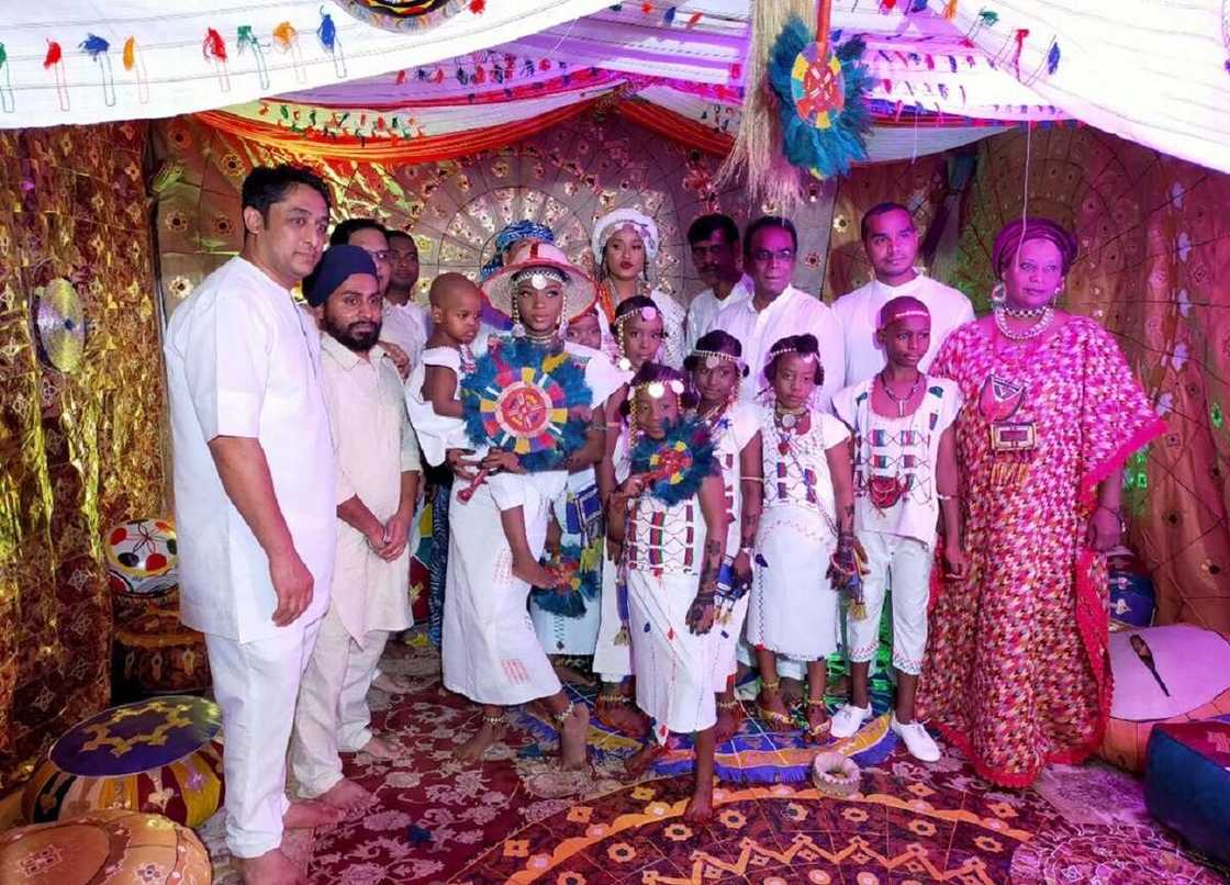 Sanata Goje ya angwance da hamshakiyar GMD ta kamfanin Binani, Hajiya Aminatu (Hotuna) Sanata Goje ya angwance da hamshakiyar GMD ta kamfanin Binani, Hajiya Aminatu (Hotuna)