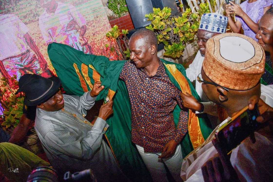 NSE Honoured Azibaola Robert