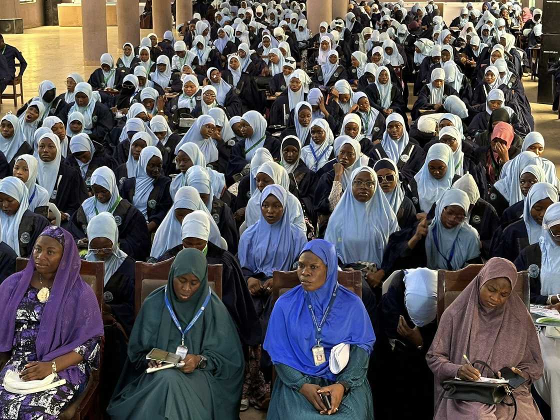 A group of female students in class A group of female students in class