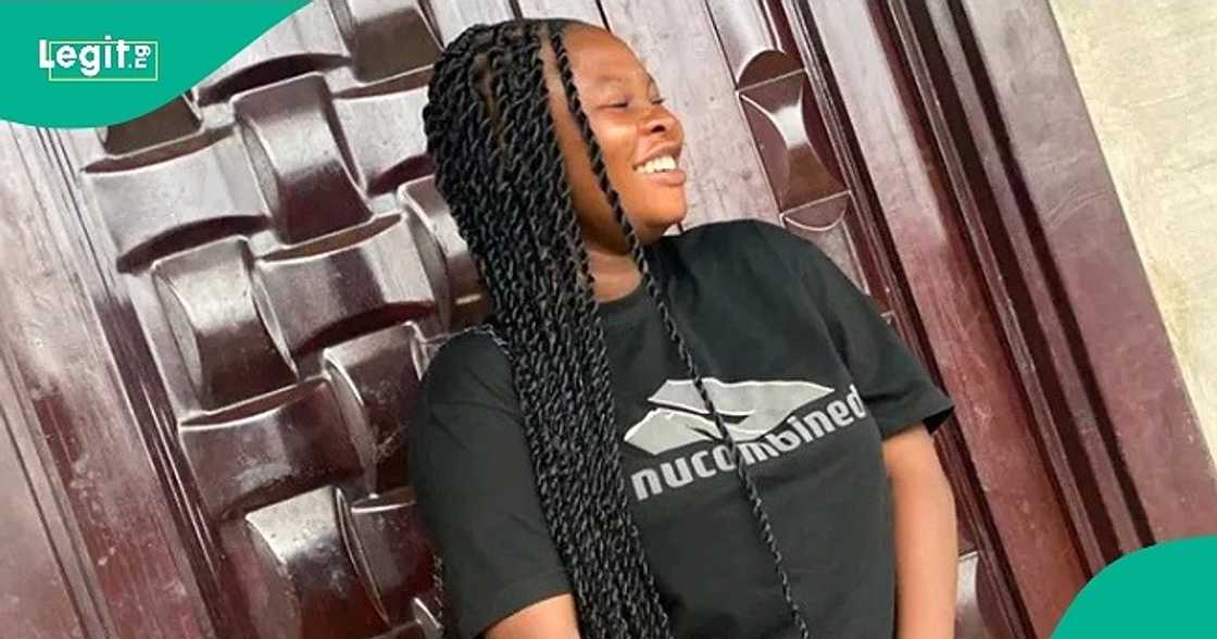 Lady laments bitterly after losing her school fees to CBEX. Lady laments bitterly after losing her school fees to CBEX.