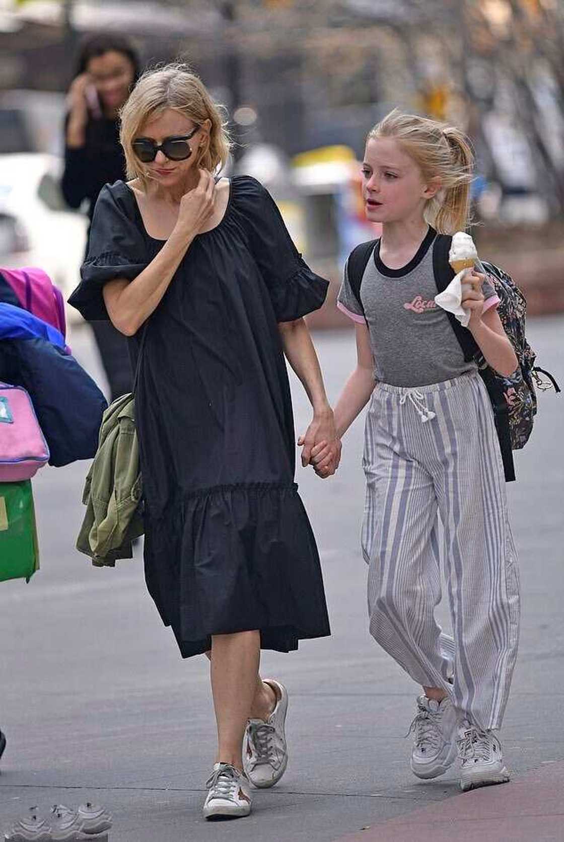 Naomi Watts son