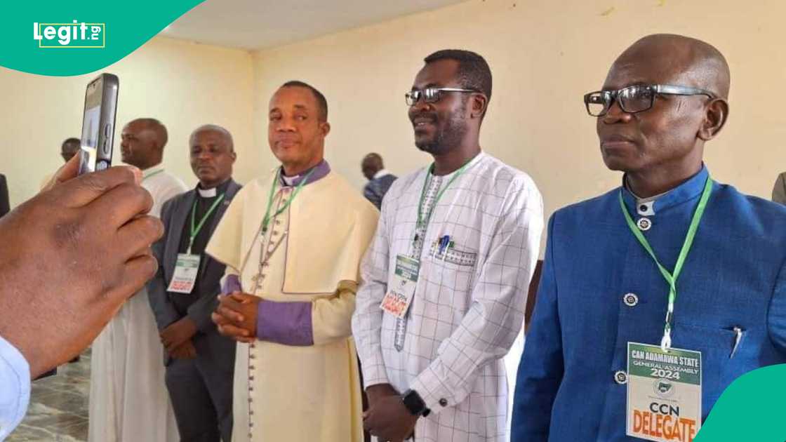 Adamawa CAN Chairman Joel Danjuma Manzo debunks fake beheading report circulating on social media. Adamawa CAN Chairman Joel Danjuma Manzo debunks fake beheading report circulating on social media.