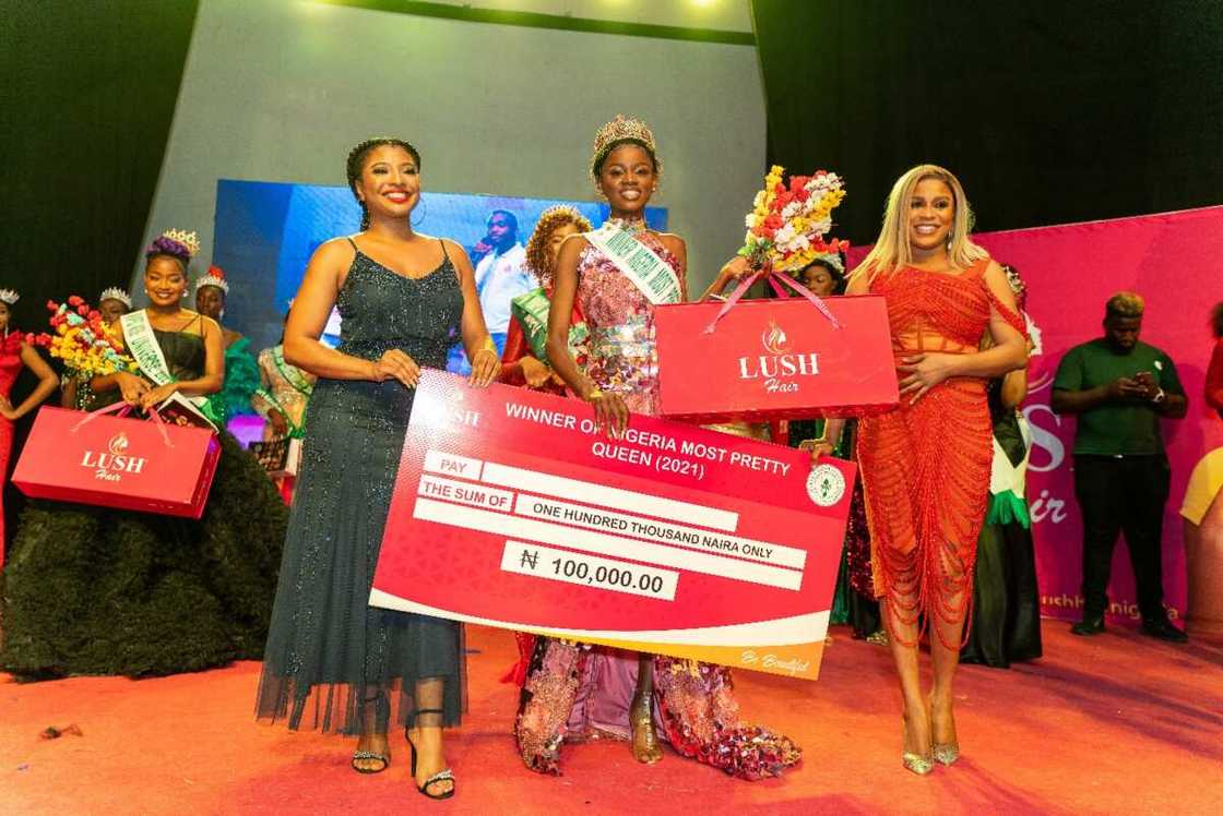 Lush Hair Wins Nigeria Choice -Best Hair Brand of the Year Award Lush Hair Wins Nigeria Choice -Best Hair Brand of the Year Award