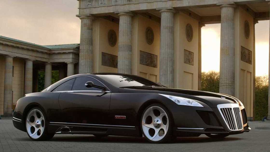 The classy Benz
Photo source: Autosport The classy Benz
Photo source: Autosport