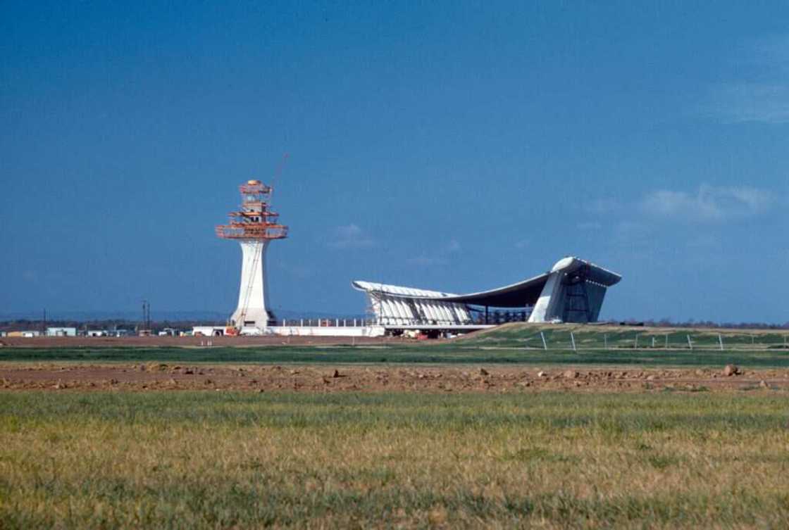 Biggest airport in the world Biggest airport in the world