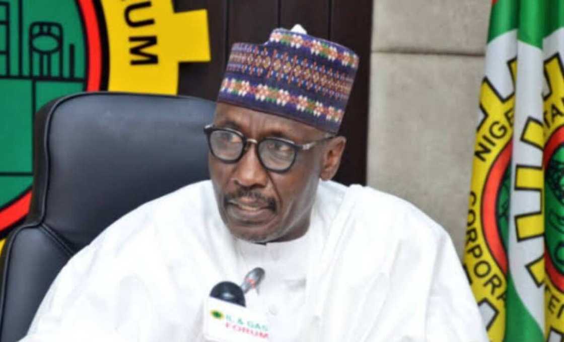 Ex NNPCL executive denies being arrested by the EFCC, explains what really happened Ex NNPCL executive denies being arrested by the EFCC, explains what really happened