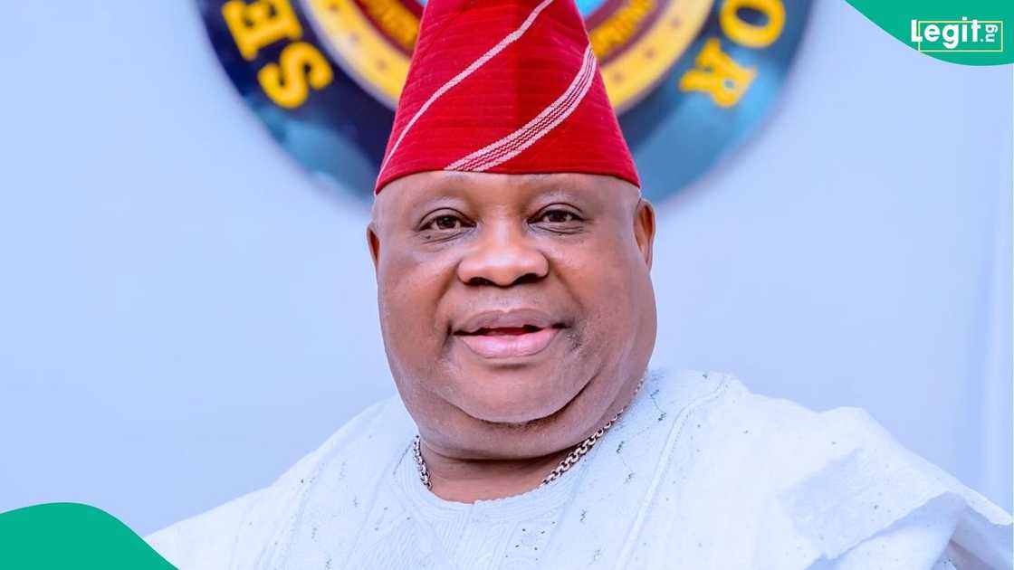 Davido’s father and Osun Governor Ademola Adeleke share a touching moment following the governor’s 2026 re-election