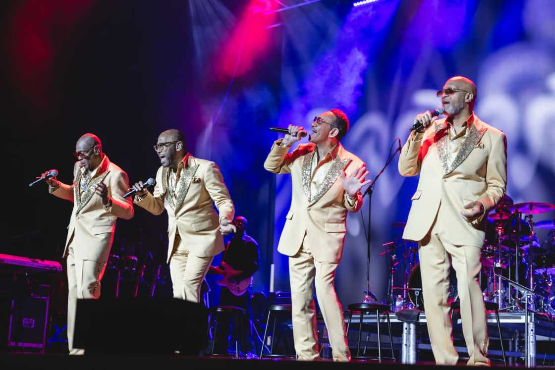 Alexander Morris, Lawrence Payton Jr., Ronnie McNeir, and Michael Brock of The Four Tops at Pickering Casino Resort in Pickering, Ontario Alexander Morris, Lawrence Payton Jr., Ronnie McNeir, and Michael Brock of The Four Tops at Pickering Casino Resort in Pickering, Ontario