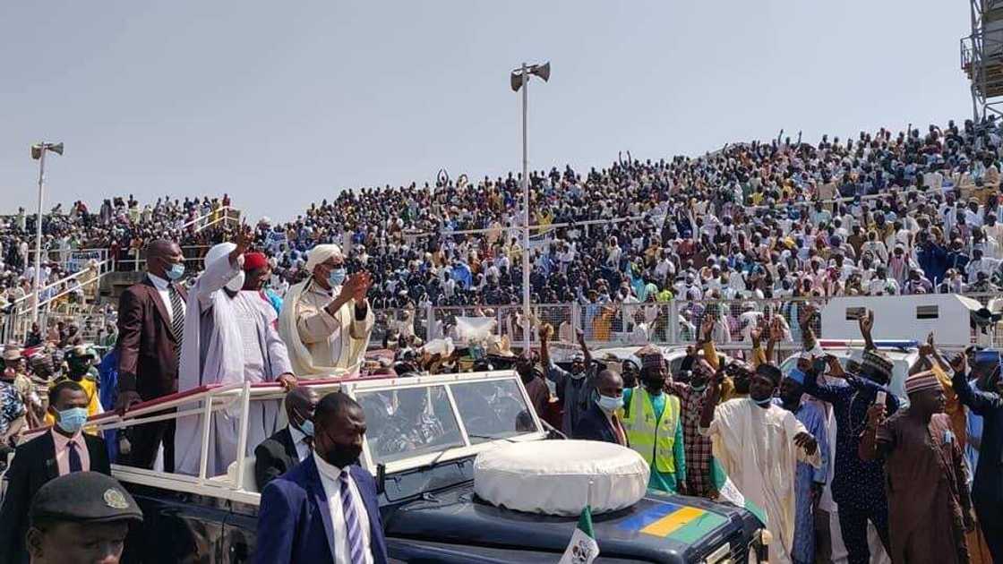 Halifan Tijjaniya na Duniya, Sheikh Tahir Bauchi, manyan Maluma sun taru da Kano don addu'a