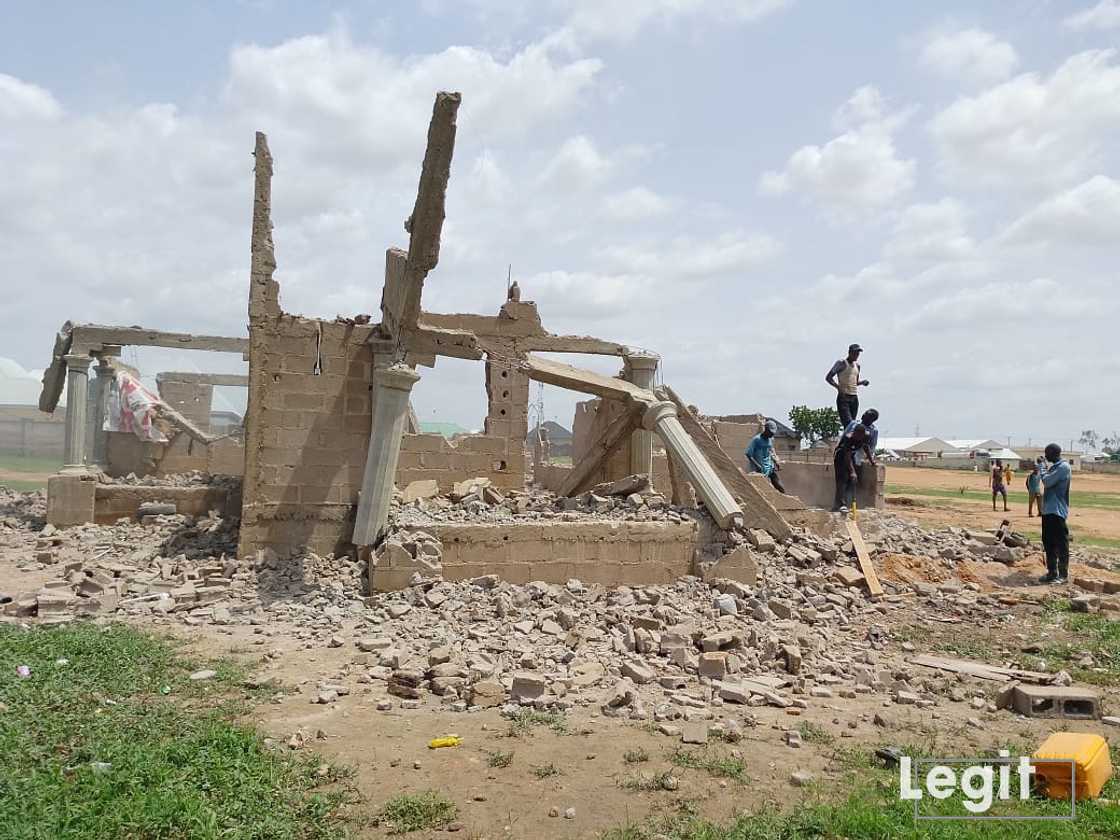 Tears as Adamawa govt begins demolition of houses for stadium project in Dundere, Yola North local government area. Tears as Adamawa govt begins demolition of houses for stadium project in Dundere, Yola North local government area.