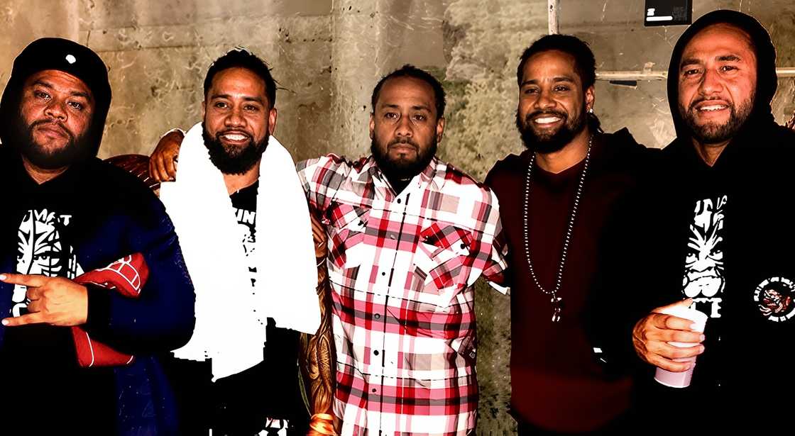 Jeremiah Peniata Fatu poses with his brothers