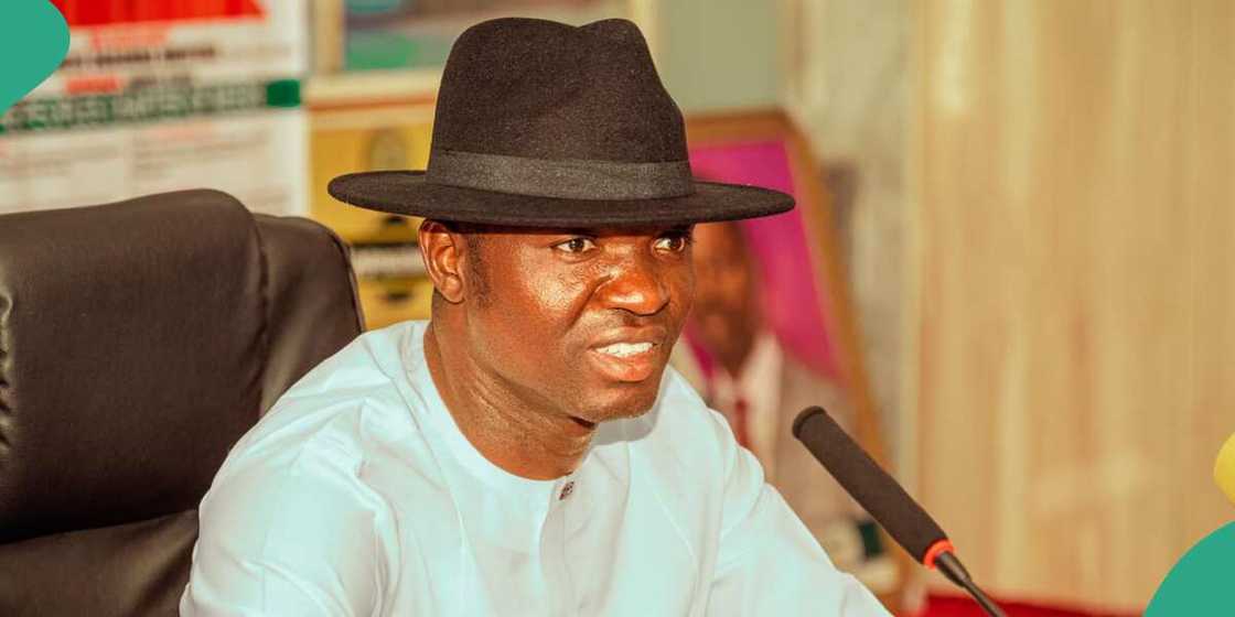 Gwamnan jihar Ebonyi, Francis Nwifuru. Gwamnan jihar Ebonyi, Francis Nwifuru.