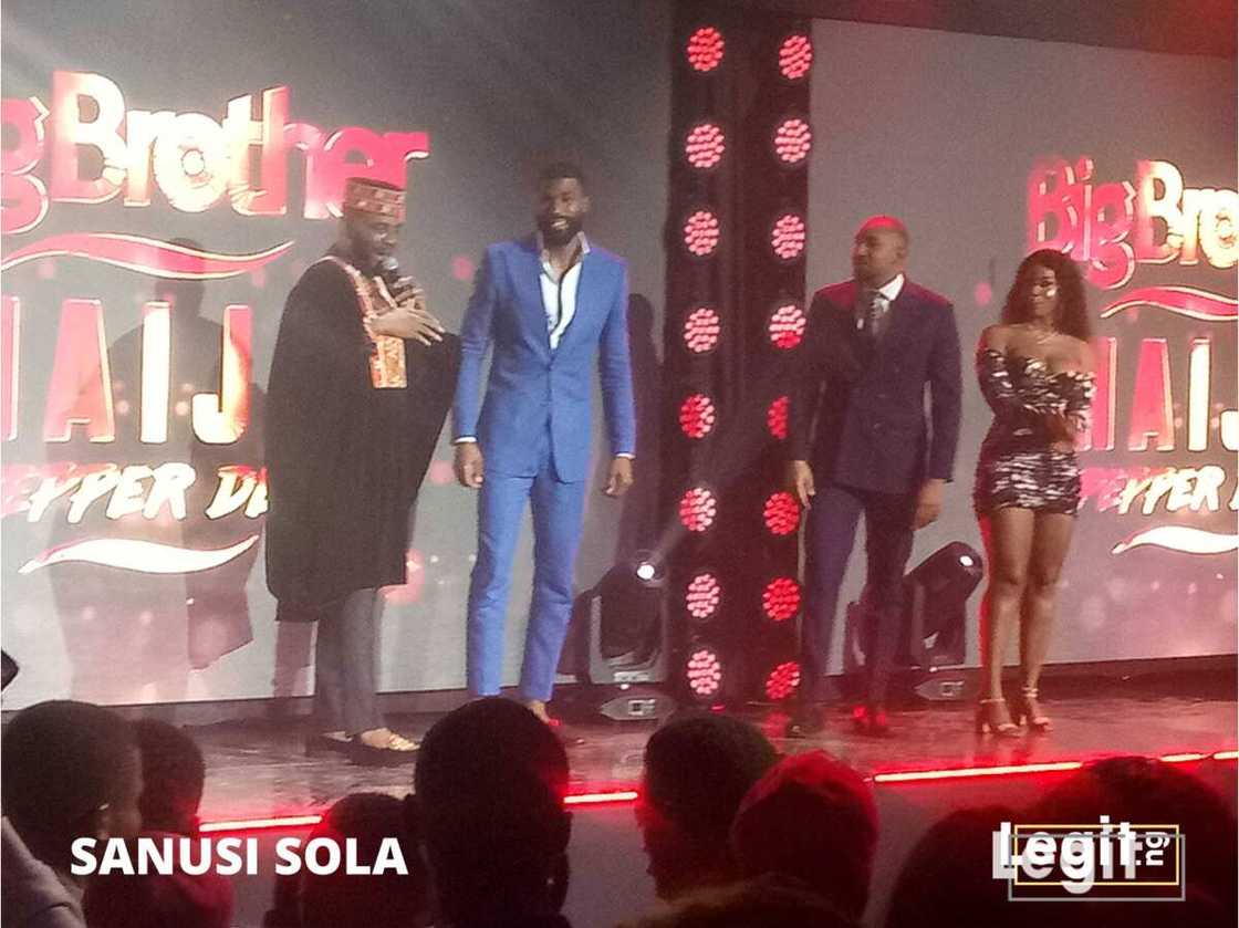 LIVE UPDATES LIVE UPDATES