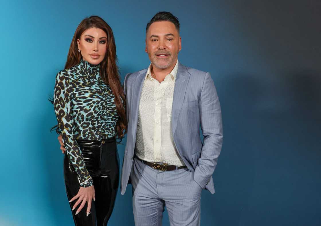 Holly Sonders and Oscar De La Hoya in Las Vegas, Nevada. Holly Sonders and Oscar De La Hoya in Las Vegas, Nevada.