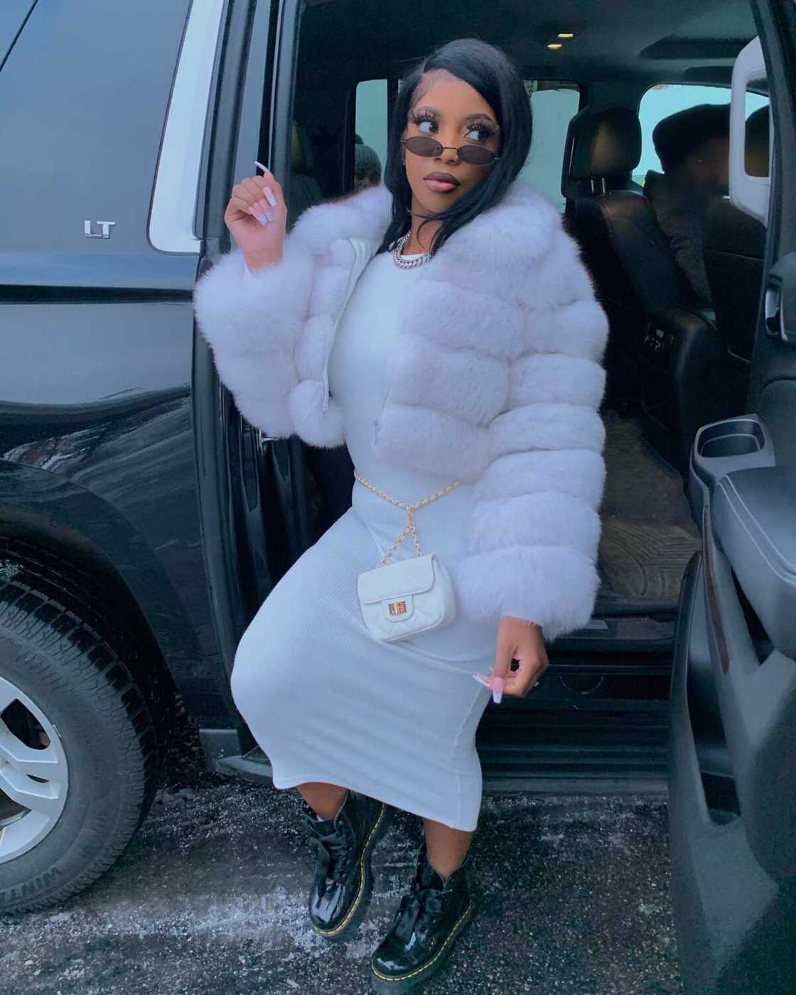 De'arra Taylor De'arra Taylor