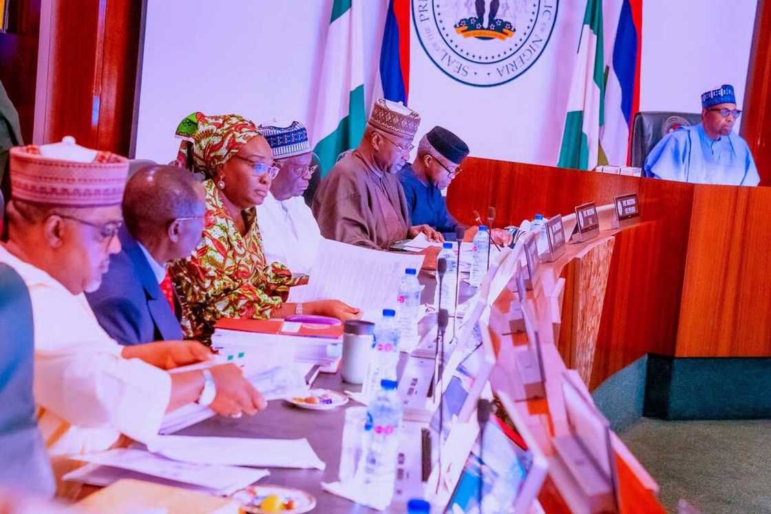 Taron majalisar zartaswa Taron majalisar zartaswa