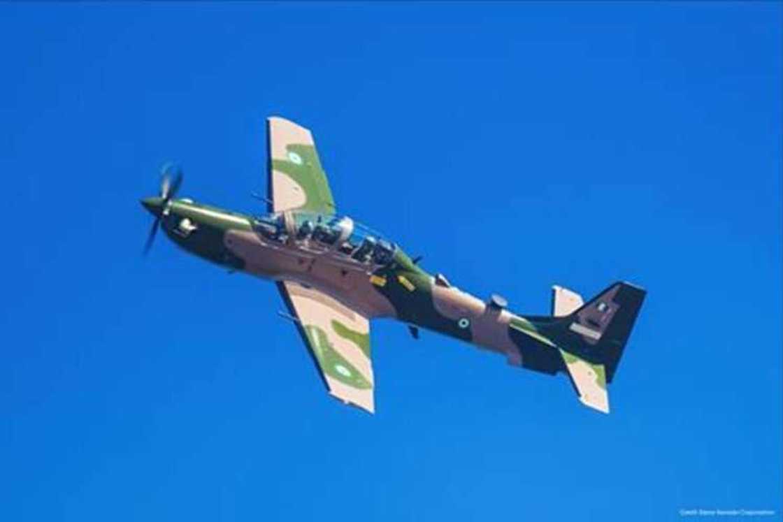 Jirgin yakin sojoji Jirgin yakin sojoji