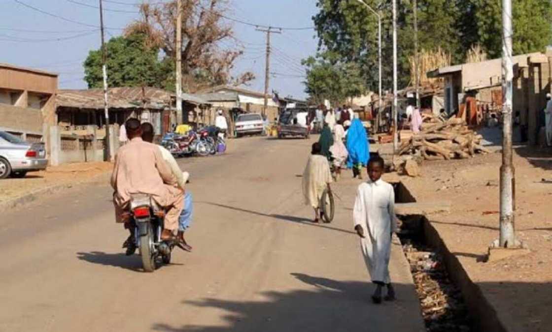 'Yan bindiga sun sake sace mutum biyu a Katsina 'Yan bindiga sun sake sace mutum biyu a Katsina