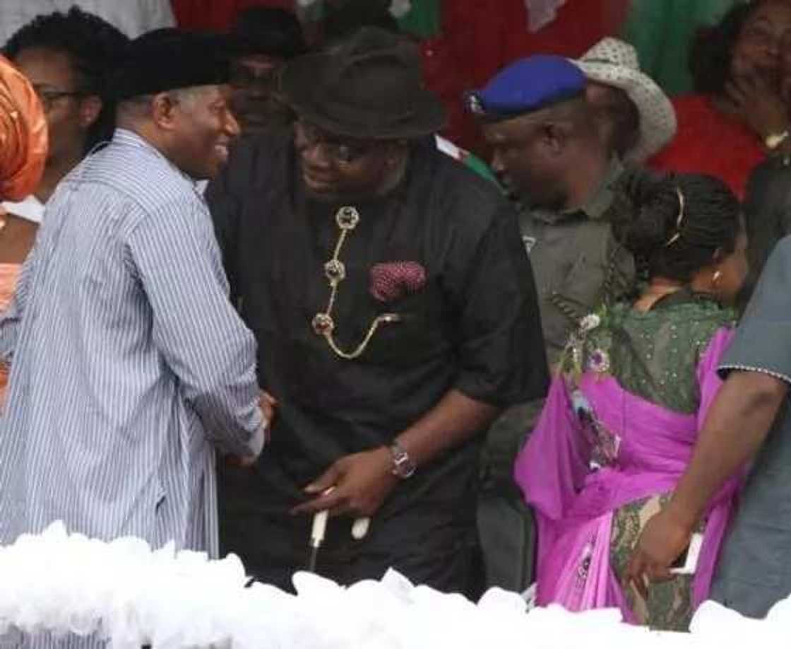 PHOTOS: GEJ, Patience And Wike Attend Rally In Bayelsa PHOTOS: GEJ, Patience And Wike Attend Rally In Bayelsa