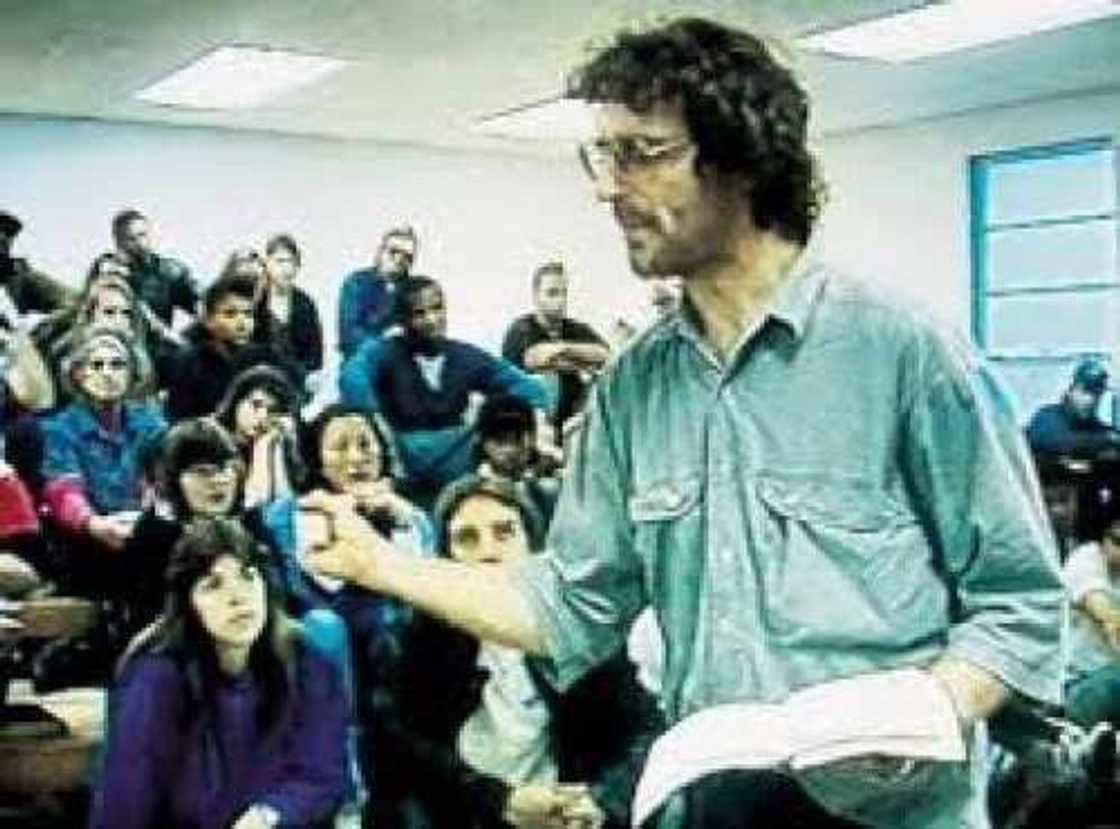 Top 10 dangerous religious cults in the world Top 10 dangerous religious cults in the world