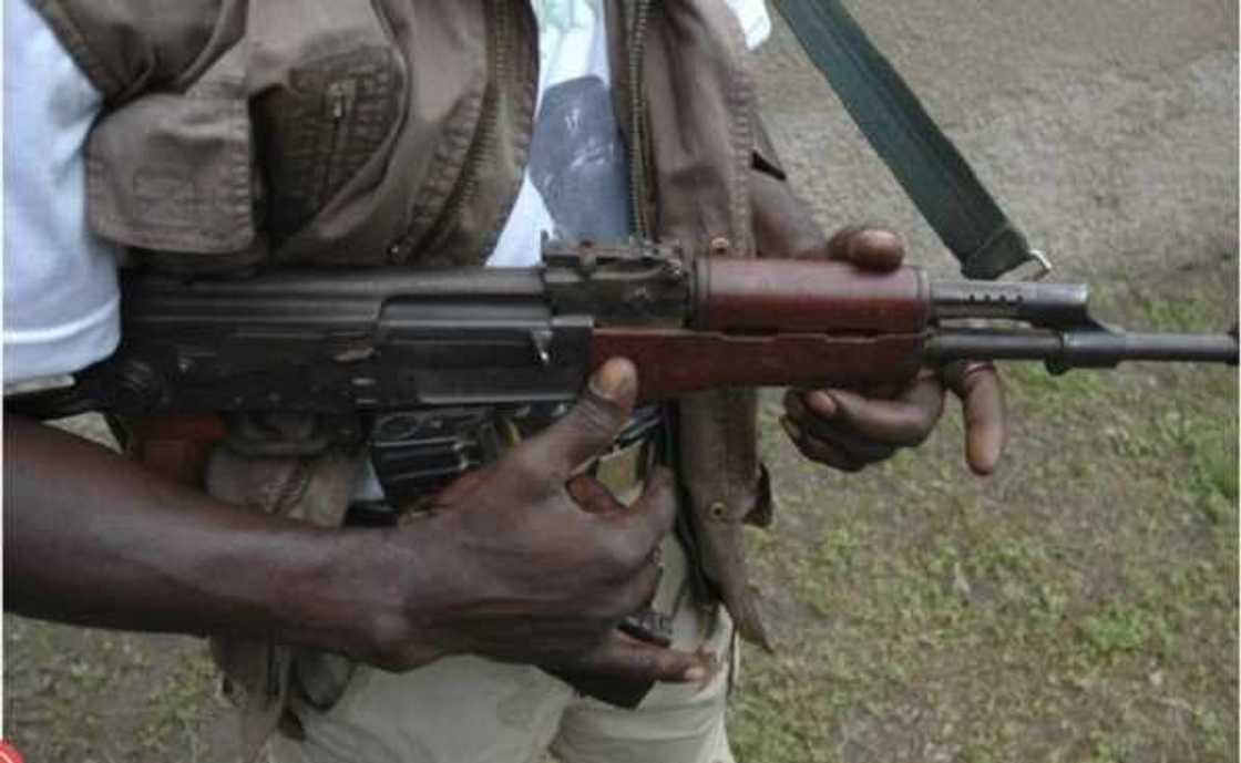 Wasu 'yan bindiga sun kashe wani dan acaba haka siddan a Ibadan Wasu 'yan bindiga sun kashe wani dan acaba haka siddan a Ibadan