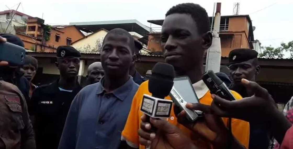 'Yan sandan Najeriya sun cafke gawurtaccen barawon mota da motocin sata na alfarma 2 a Katsina 'Yan sandan Najeriya sun cafke gawurtaccen barawon mota da motocin sata na alfarma 2 a Katsina