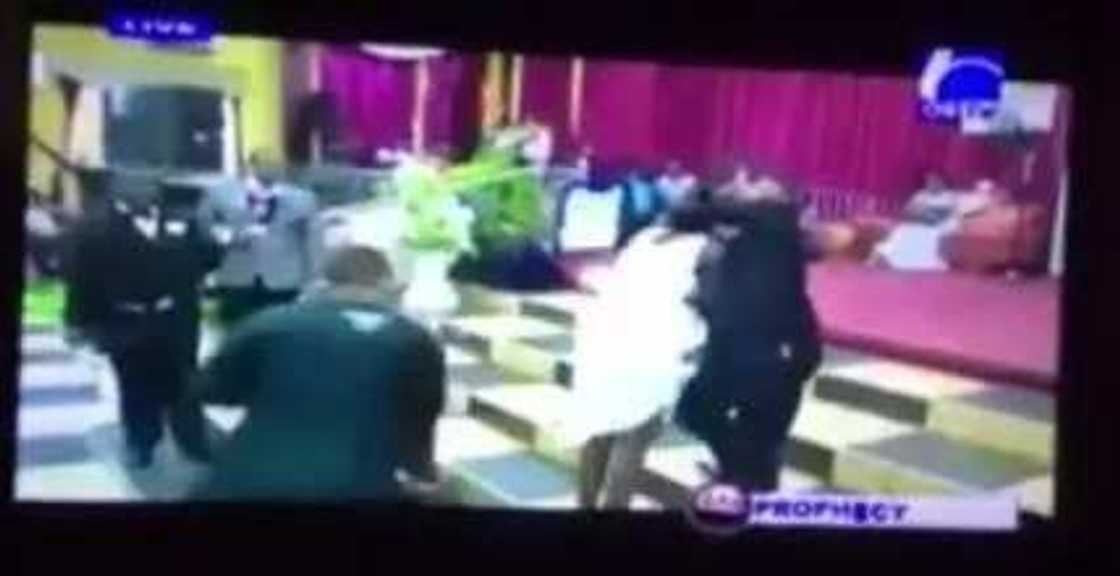 Top Ghanaian pastor beats up pregnant woman, boyfriend Top Ghanaian pastor beats up pregnant woman, boyfriend