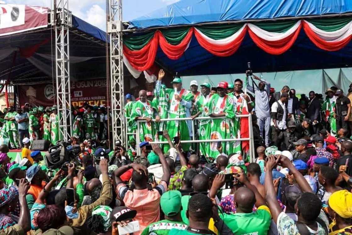 2019: Kwankwaso ya ba tsohon Shugaban kasa Goodluck Jonathan hakuri 2019: Kwankwaso ya ba tsohon Shugaban kasa Goodluck Jonathan hakuri