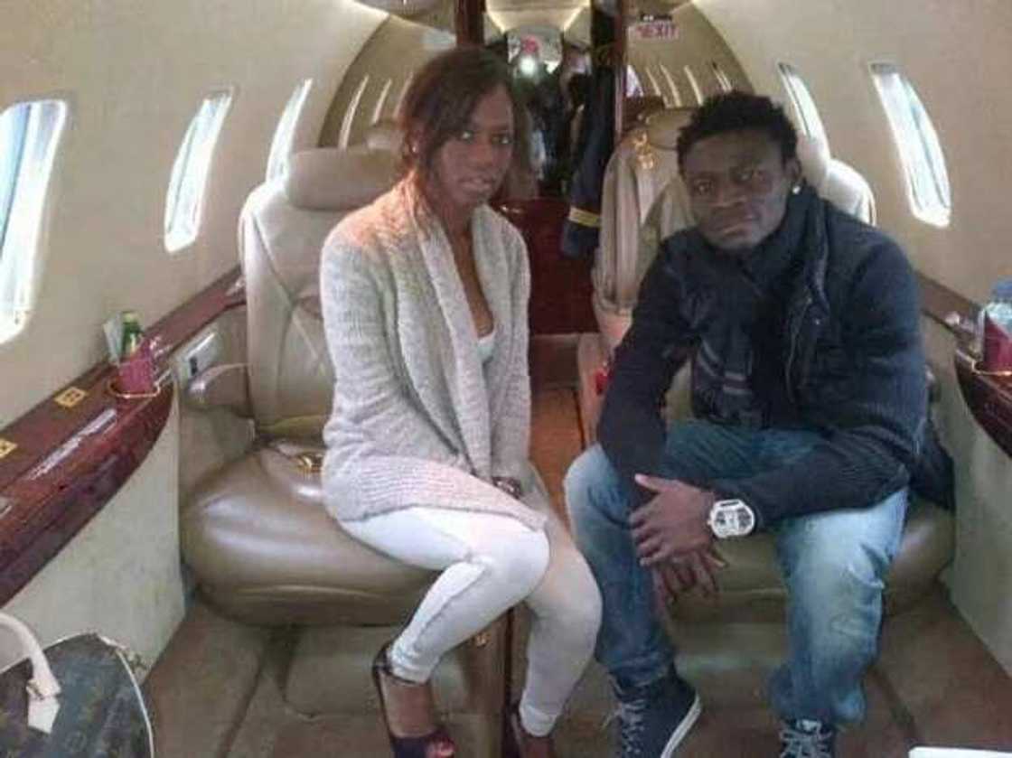 Obafemi Martins and his girlfriend Obafemi Martins and his girlfriend
