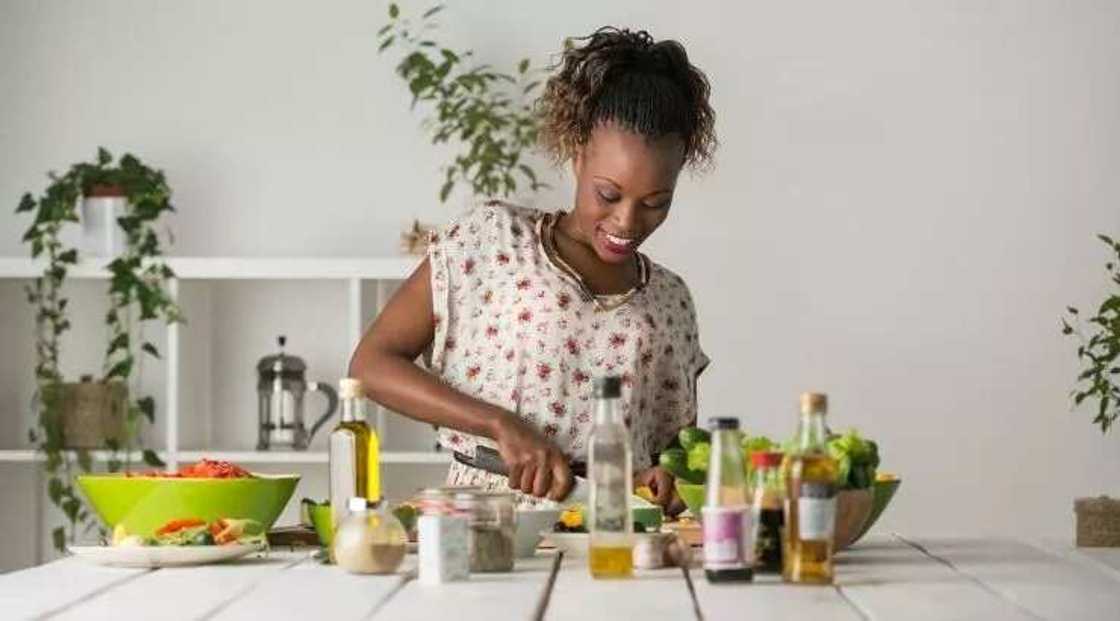 Cooking salad dressings from scratch Cooking salad dressings from scratch