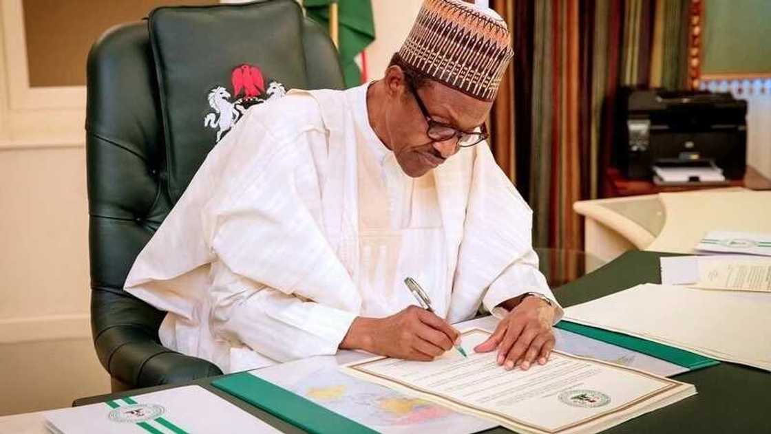 Da dumin sa: Shugaba Buhari ya yi sabbin nade-nade na shugabannin hukumomi 4 Da dumin sa: Shugaba Buhari ya yi sabbin nade-nade na shugabannin hukumomi 4