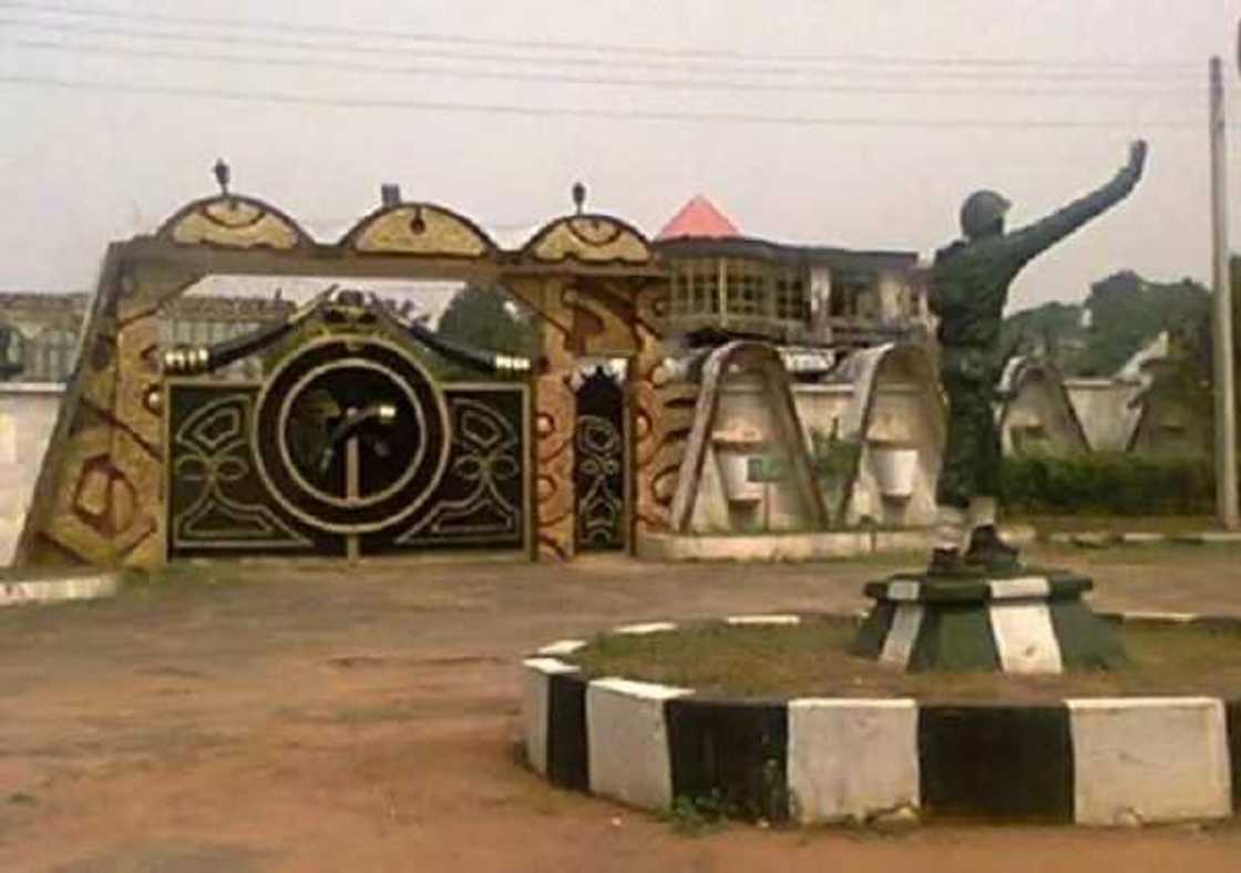 Nigerian billionaire Ezego’s N500m mansion, cars abandoned years after his mysterious death