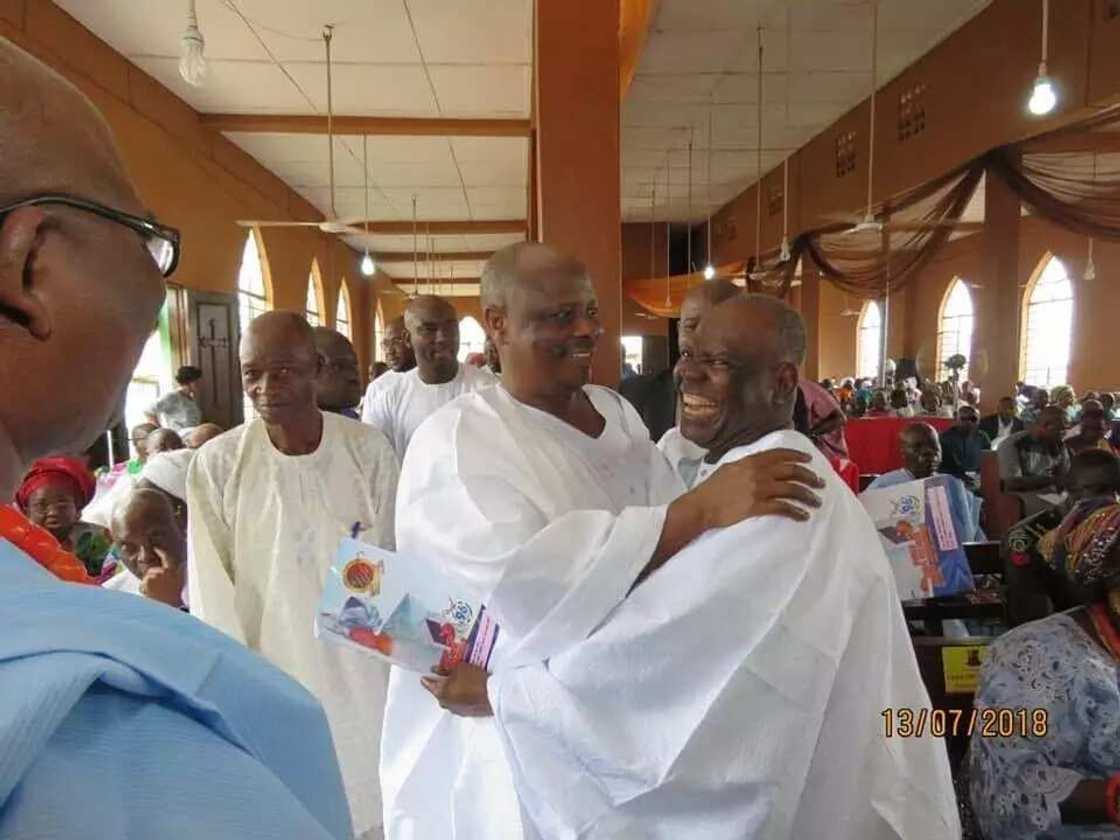 Kwankwaso ya cire jar hula, duba hotunansa Kwankwaso ya cire jar hula, duba hotunansa