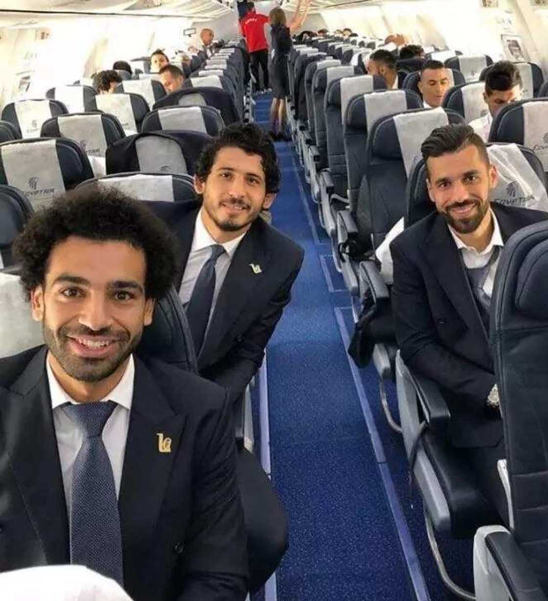 Egypt squad fly to Russia with Mohamed Salah after training