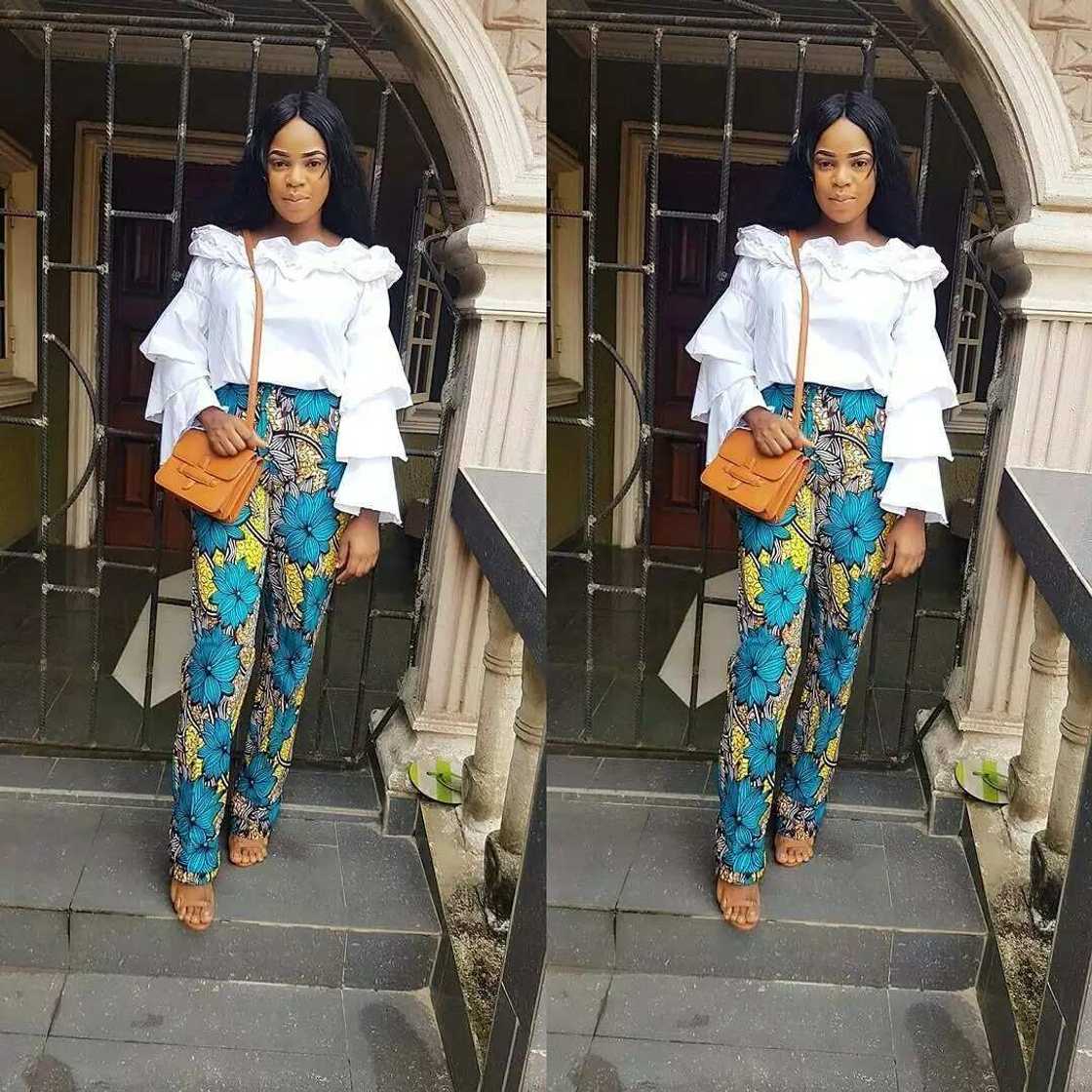 Chiffon blouse with ruffles Chiffon blouse with ruffles