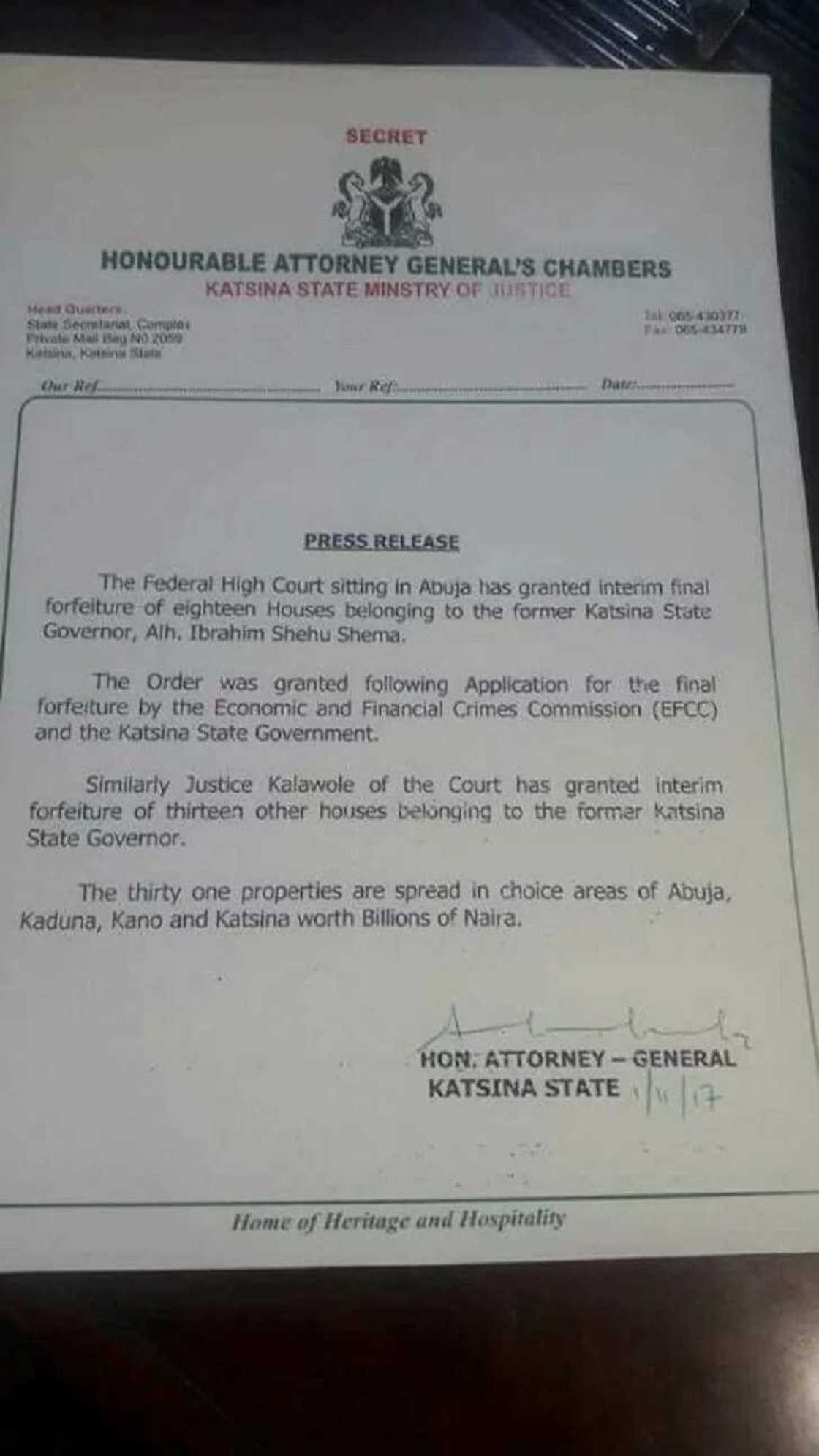 Tirkashi! Kotu ta ƙwace ma tsohon gwamnan jihar Katsina gidaje 31 Tirkashi! Kotu ta ƙwace ma tsohon gwamnan jihar Katsina gidaje 31