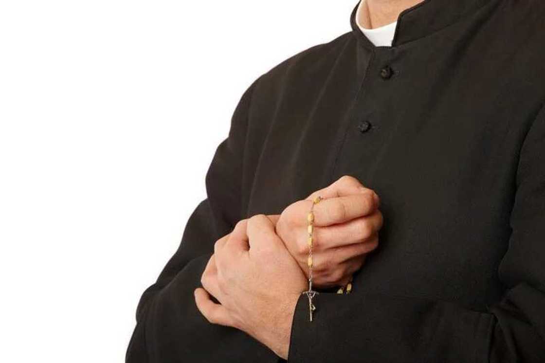 Catholic priest sanctioned for impregnating reverend sister Catholic priest sanctioned for impregnating reverend sister