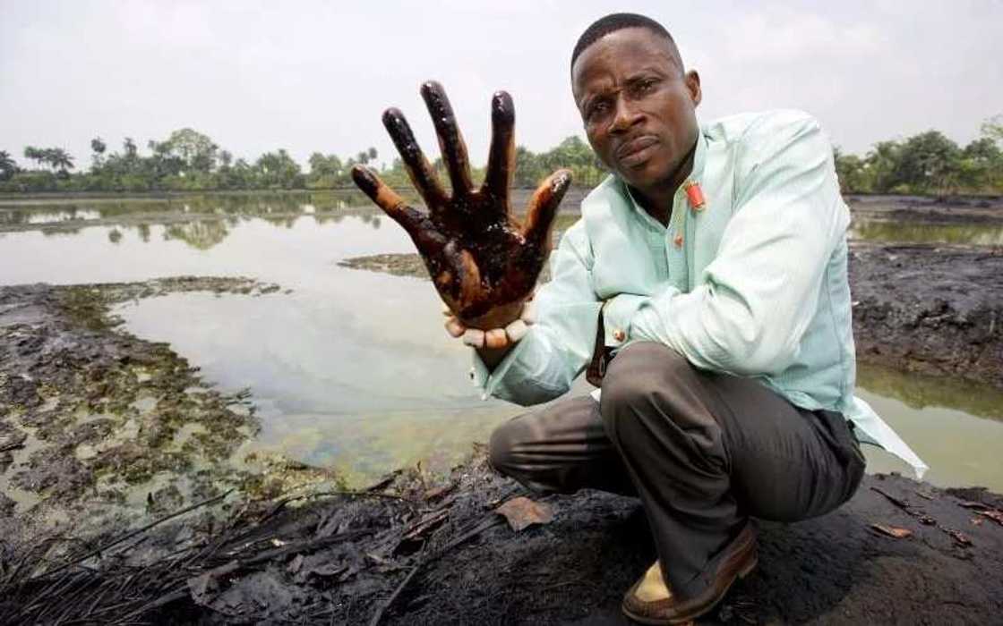 Oil Spillage in Nigeria - History Oil Spillage in Nigeria - History