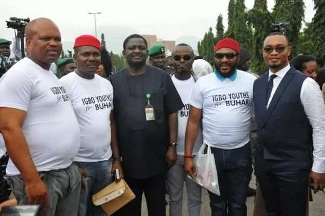 Special Adviser to the President on Media, Mr Femi Adesina (r) flanked by the Coordinators of Coalition of Igbo Groups for Buhari, Hon. Demian Igbokwe (2l) and Hon. Nkem Anyata (2r). Photo credit: NAN