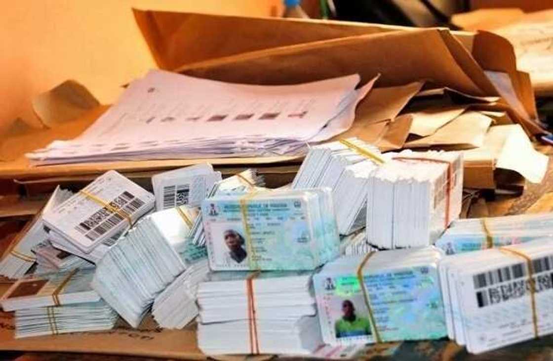 Katinun zabe na dun-dun-dun 62,066 a jihar Katsina na nan a jibge a ofishin INEC Katinun zabe na dun-dun-dun 62,066 a jihar Katsina na nan a jibge a ofishin INEC