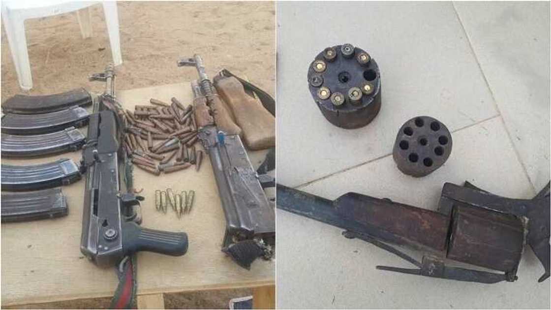 Dakarun Soji sun samu gagarumar nasara a wasu karanbatta da suka sha da yan bindiga a Benuwe Dakarun Soji sun samu gagarumar nasara a wasu karanbatta da suka sha da yan bindiga a Benuwe