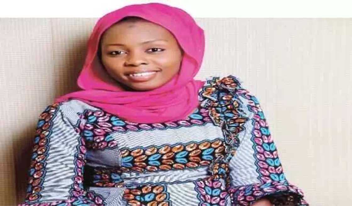 Yanda Rarara yayi min hanyar shiga wasan Hausa - Hauwa Mama Yanda Rarara yayi min hanyar shiga wasan Hausa - Hauwa Mama