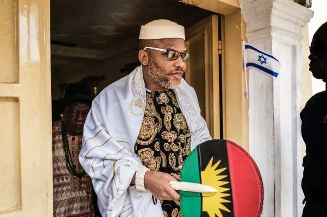 Jagoran Kungiyar IPOB Nnamdi Kanu ya shiga tsaka-mai wuya Jagoran Kungiyar IPOB Nnamdi Kanu ya shiga tsaka-mai wuya