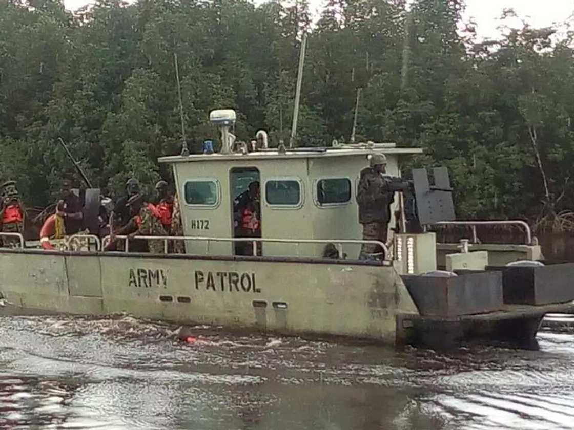 Photos: Nigerian soldiers prepare for operation in Niger Delta