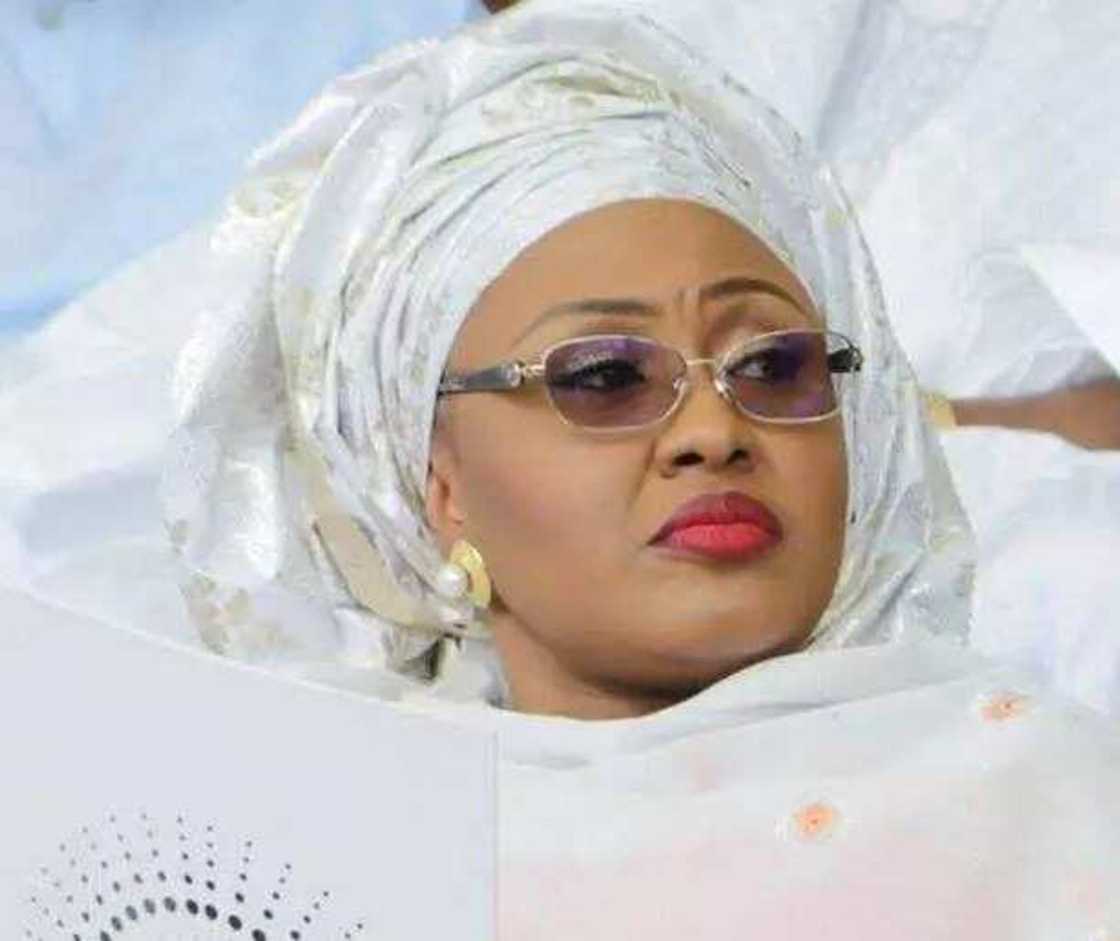 Aisha Buhari ta tarbi jariri na farko da aka haifa a wannan shekarar a Abuja