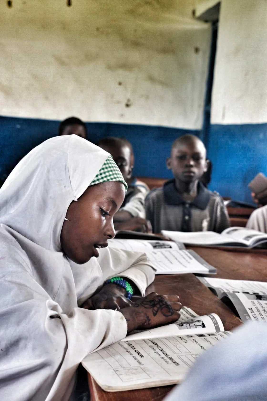 Rana ta haska baiwa: Labarin wata zaƙaƙurar yarinya yar jihar Zamfara data kafa tarihi Rana ta haska baiwa: Labarin wata zaƙaƙurar yarinya yar jihar Zamfara data kafa tarihi