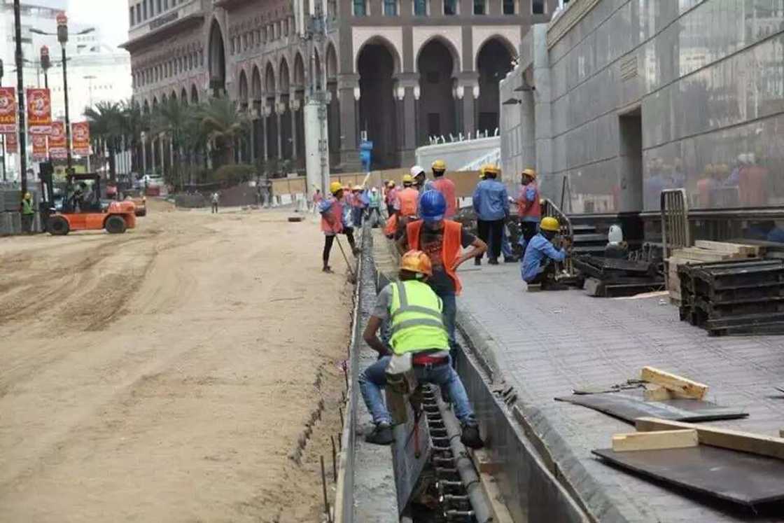 Kalli hotunan yadda ake aikin fadada kewayen Masallacin Harami a birnin Makkah Kalli hotunan yadda ake aikin fadada kewayen Masallacin Harami a birnin Makkah