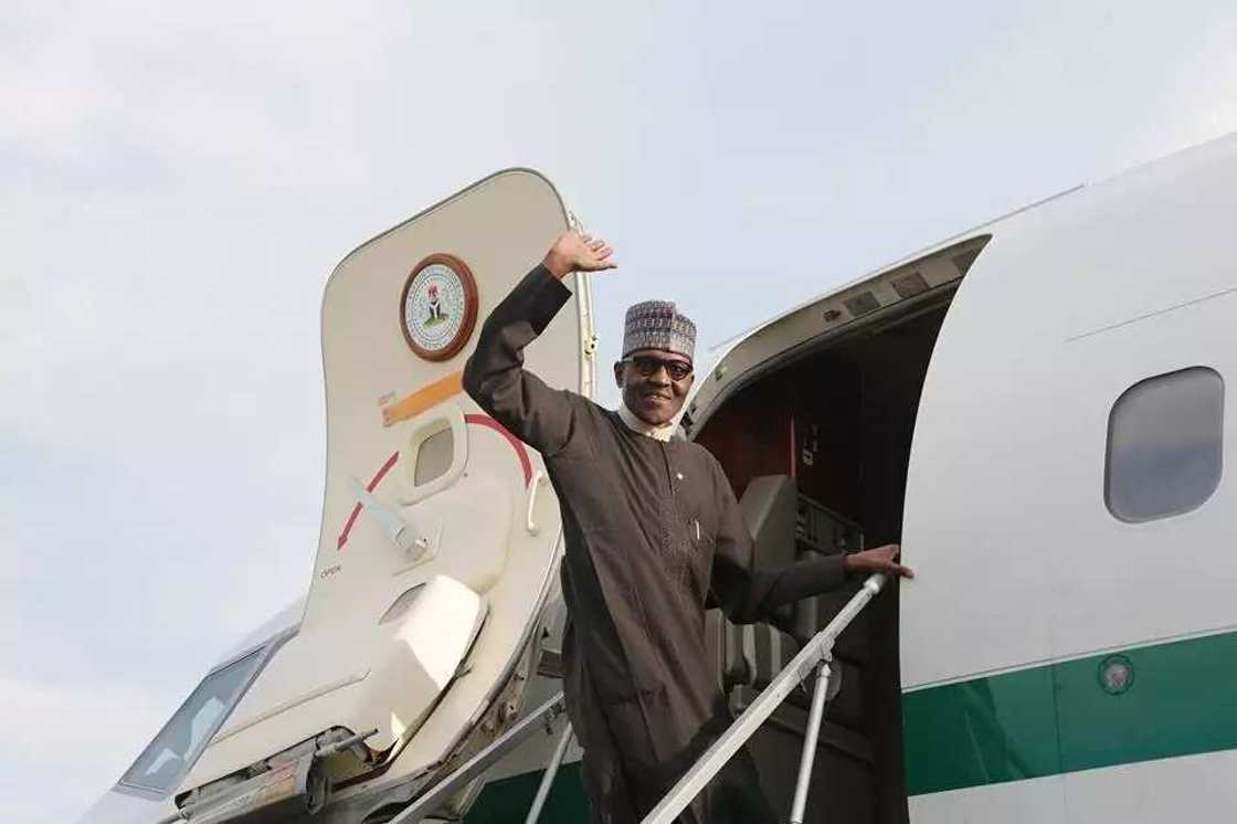 President Buhari jets to New York for medical appointment in London (photos) President Buhari jets to New York for medical appointment in London (photos)